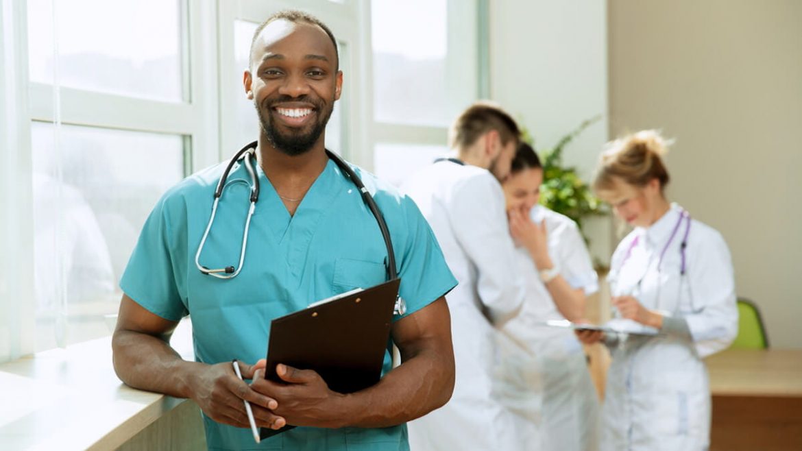 How to pick the right medical practitioner for you?