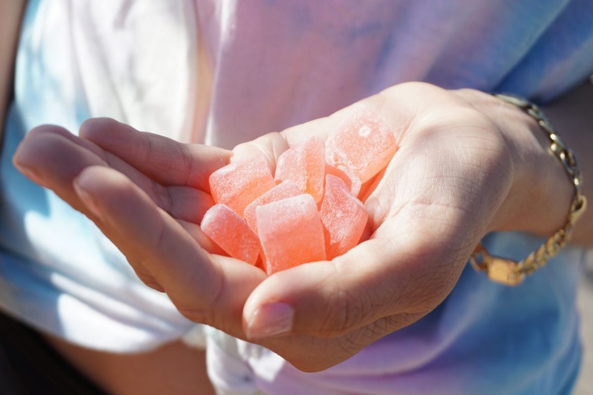Exploring the Benefits of CBD Gummies: A Tasty Route to Wellness